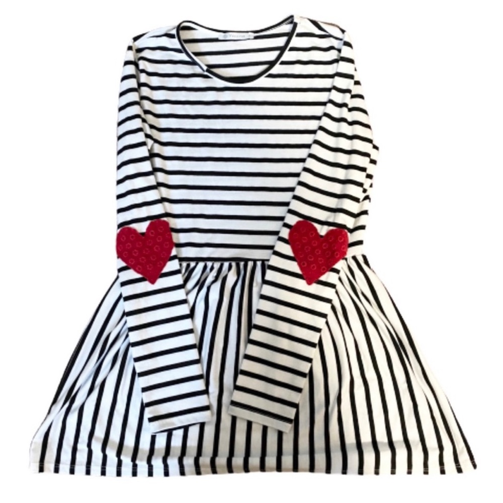 Veveret bandit striped tunic hearts on sleeve size Small